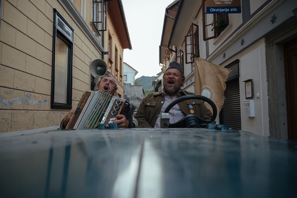 Primož Pirnat in Janez Škof kot junaka v filmu Poslednji Heroj. Foto Arhiv Studia Virc