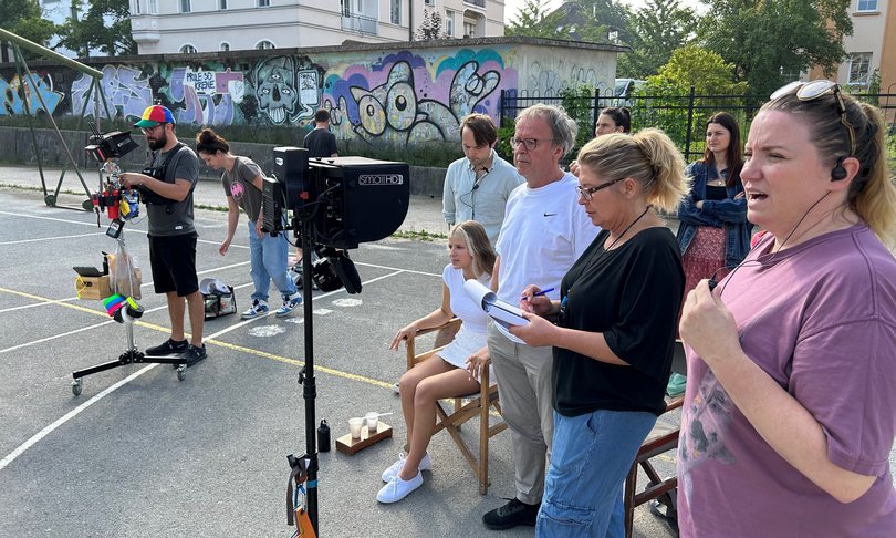 Ekipa filma z režiserjem Borisom Jurjaševičem - Foto: Radovan Mišić