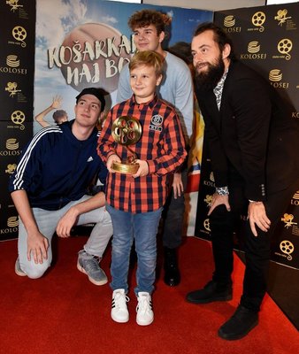 Košarkar naj bo 2 - druga zlata rola - Klemen Kostrevc, Tim in Matjaž Celarc, Boris Bezić - Foto: Kolosej