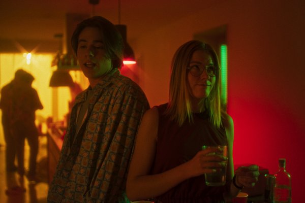 Bojan Cvjetićanin in Katja Predan v filmu Kaj pa Ester?
