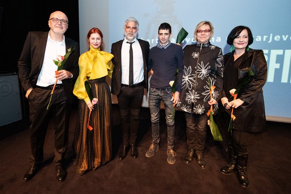 Miha Mazzini, Judita Franković Brdar, Sebastian Cavazza, Jernej Kogovšek, Neda R. Bric, Maja Gal Štromar - Foto: Katja Goljat
