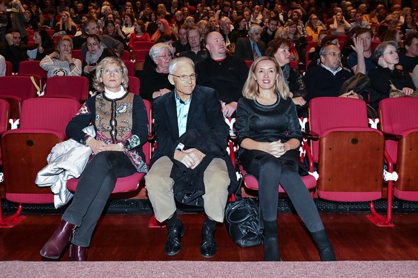 Slovenija, Avstralija in jutri ves svet- Anton Peršak (minister za kulturo s soprogo) in Nataša Bučar (direktorica SFC, desno) - foto Iztok Dimc
